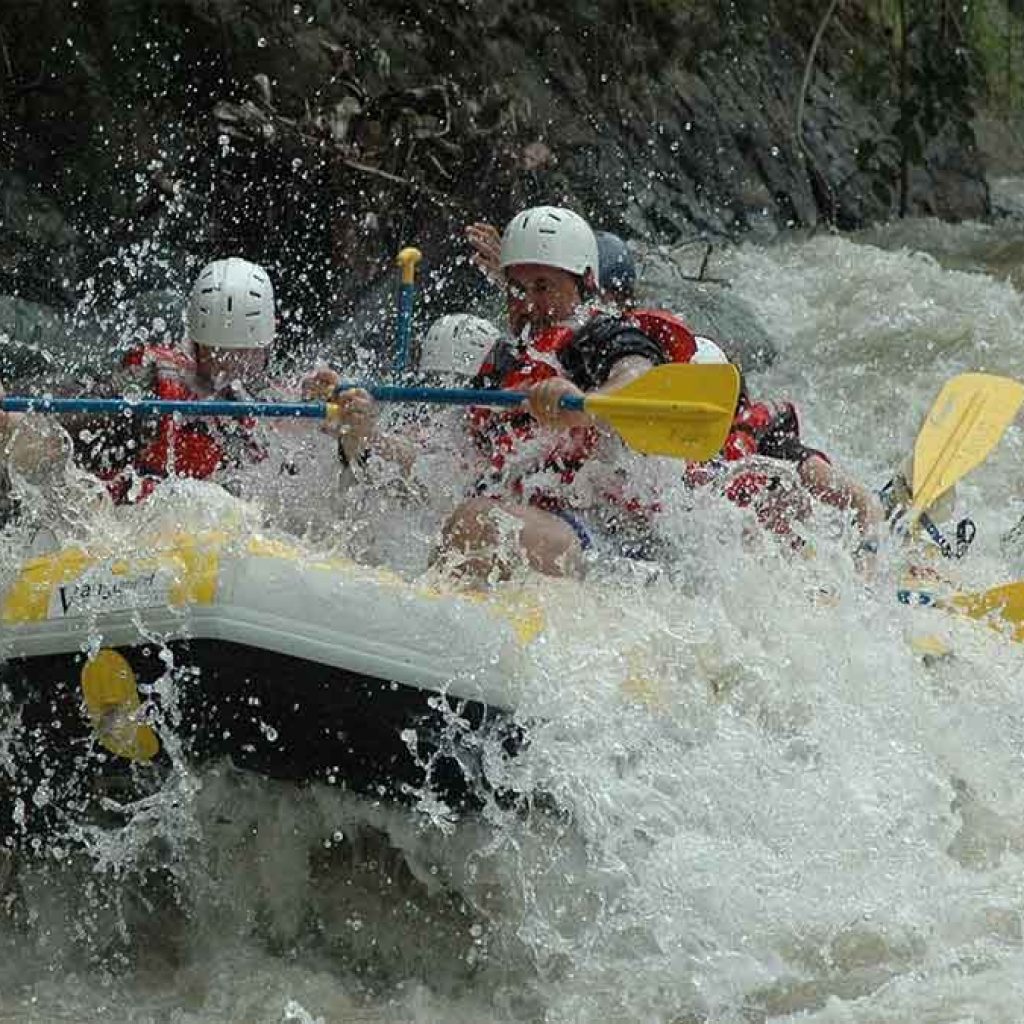river rafting in rishikesh